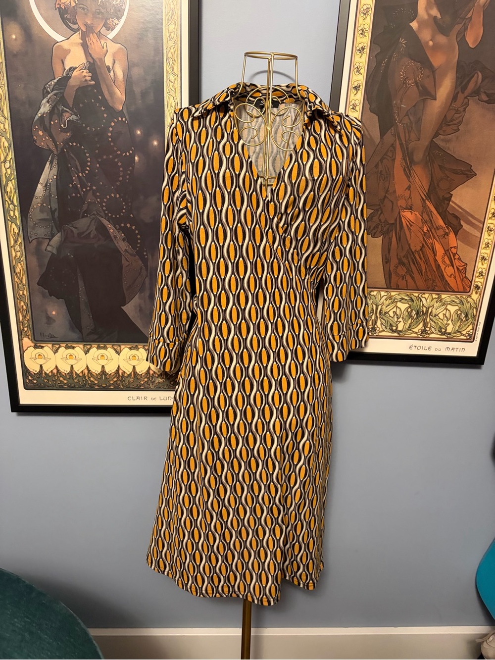 Printed V-Neck Long Sleeve Dress in Mustard and Black